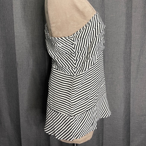 BCBG Maxazria Blouse - Picture 3 of 7